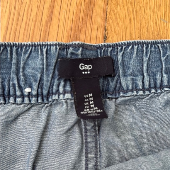 GAP Lyocell Blue Denim Skirt Women's M Button Front Style - Picture 3 of 5